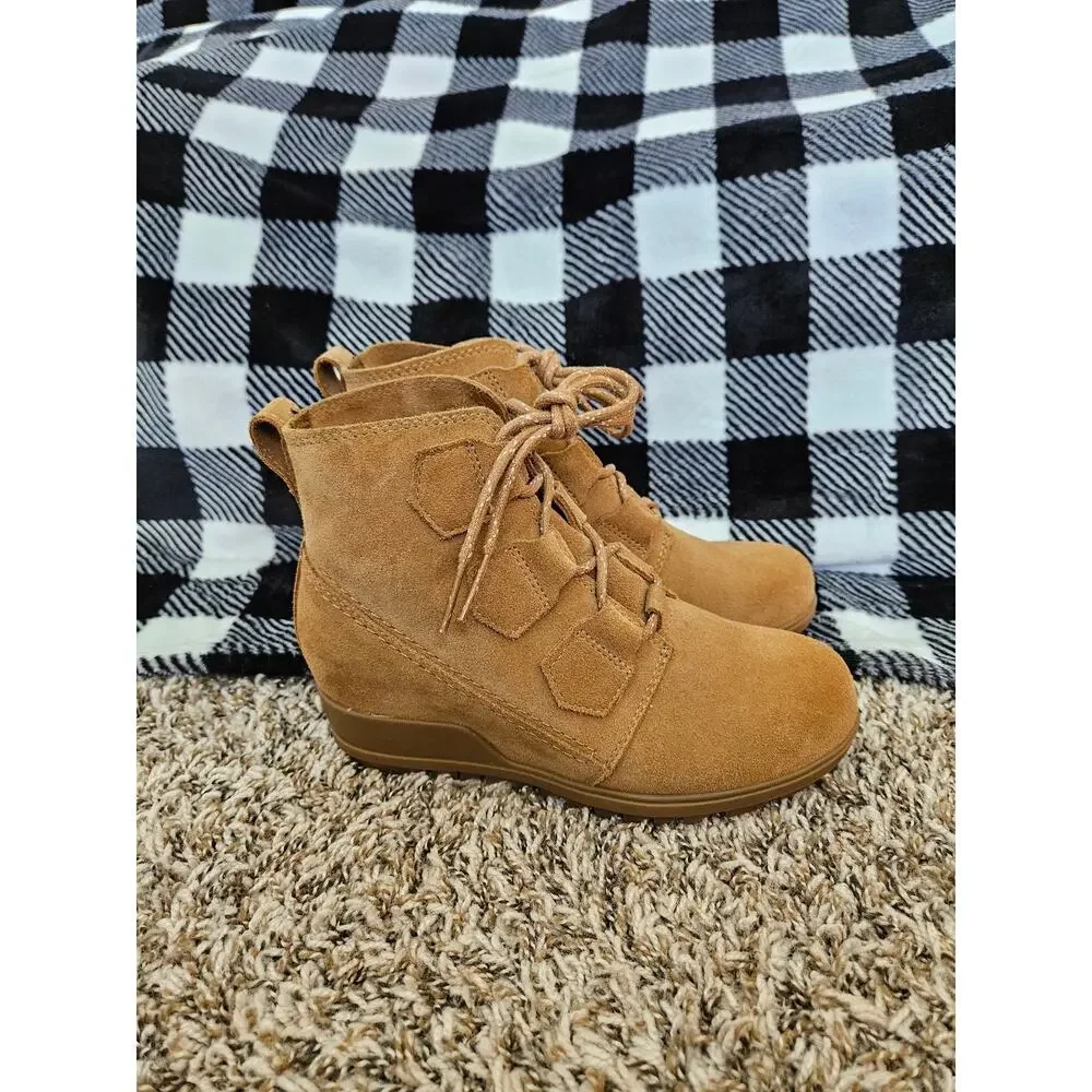 Sorel Evie Ankle Bootie Womens 6.5 Camel Suede Lace Up Wedge Boots